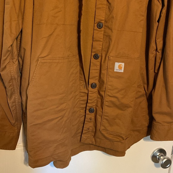 Womens Carhartt jacket - Picture 3 of 6
